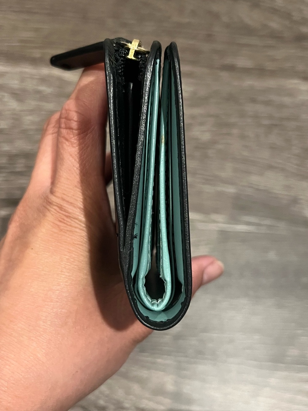 RADLEY LONDON Black Wallet with Gold Logo - Picture 5 of 7